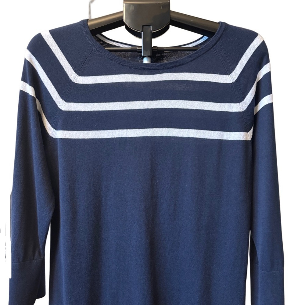 Nautica NWT Navy and White Striped Top